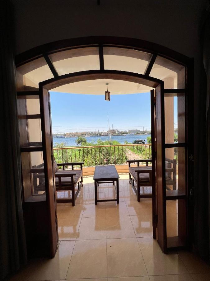 Ferienwohnung Luxor Plaza House Exterior foto